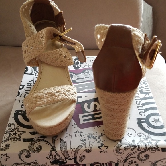 Shoes - Picture 3 of 3